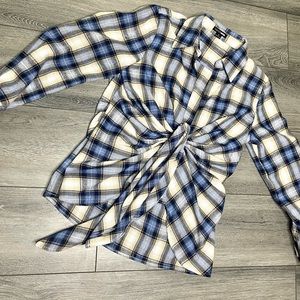 Plaid blouse /blue button down.